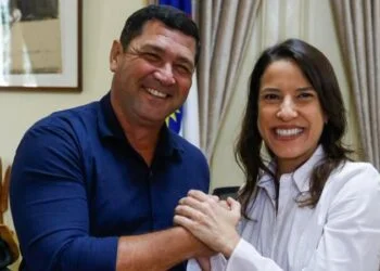 Mais um prefeito deixa o PSB e se filia ao PSD de Raquel Lyra