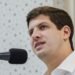 João Campos critica entrega de creches e serviços de saúde em Pernambuco