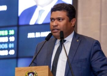 Joel da Harpa relata agressão durante confusão com flanelinhas em Caruaru e sofre fratura na mão