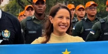 Ao entregar novos equipamentos de segurança, Raquel Lyra diz que Pernambuco vive melhor momento na área desde 2004
