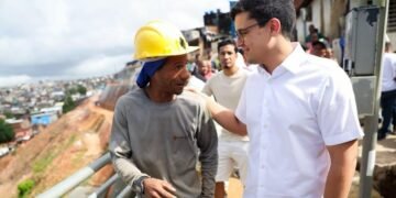 Victor Marques vistoria contenção de encosta em Água Fria com previsão de entrega ainda em 2026