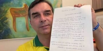 Campanha de Flávio Bolsonaro pode usar diálogos de Lulinha no caso do INSS para atacar Lula