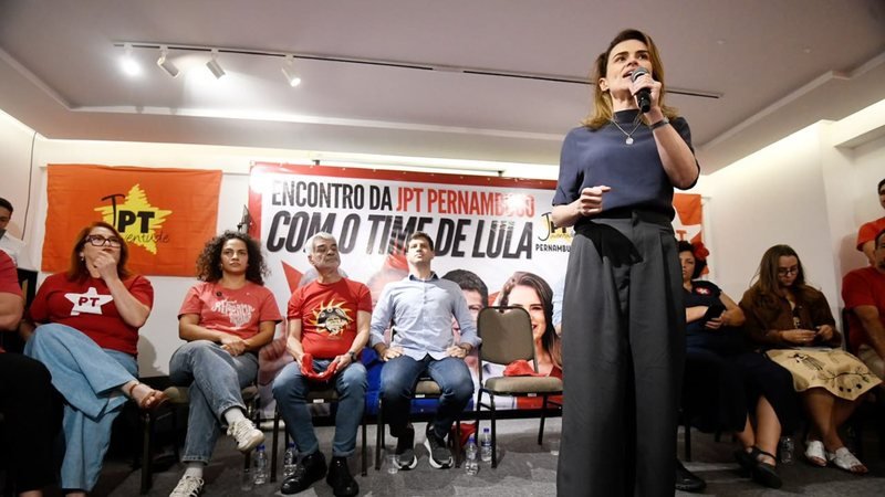 Marília Arraes participa de encontro com Juventude do PT e defende ampliação da participação política dos jovens