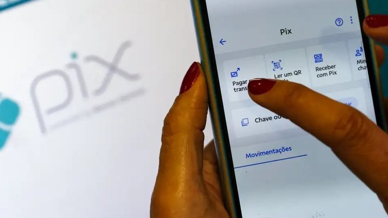 Senado aprova projeto que cria pagamento automático de pensão alimentícia via Pix; texto segue para sanção