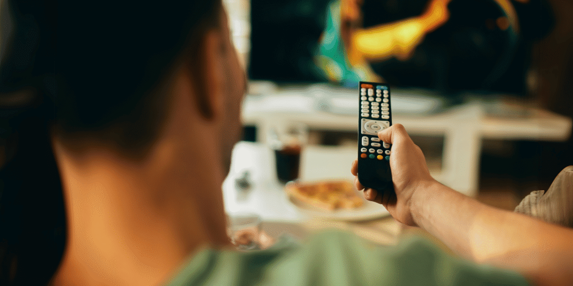Por que o streaming voltou a apostar na TV aberta em plena era digital?