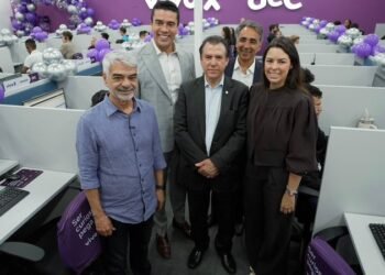 Humberto Costa participa de inauguração de unidade da AeC em Caruaru ao lado de Luiz Marinho
