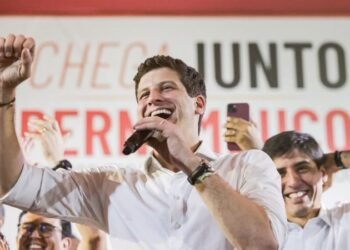 João Campos diz que governa sem perseguir e promete colocar PE no lugar que merece