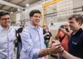 João Campos visita Parqtel e defende fortalecimento da indústria de tecnologia em Pernambuco