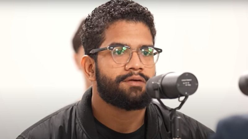 Jones Manoel integra articulação nacional da esquerda radical e lança plataforma para eleições de 2026