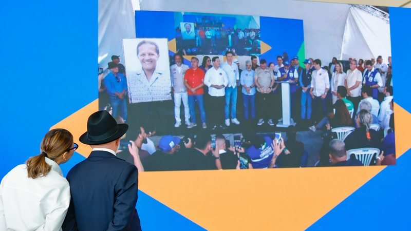 De Brasília, Lula participa da entrega do Hospital do Amor em Garanhuns