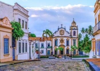 Câmara de Olinda tem 91% de comissionados e TCE determina mudanças