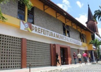 TCE determina providências sobre depósito irregular de lixo na Prefeitura de Paulista