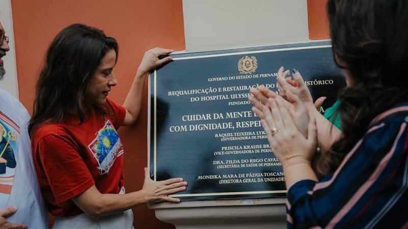 Raquel Lyra entrega primeira etapa da requalificação do Hospital Ulysses Pernambucano, com investimento de R$ 18,9 milhões