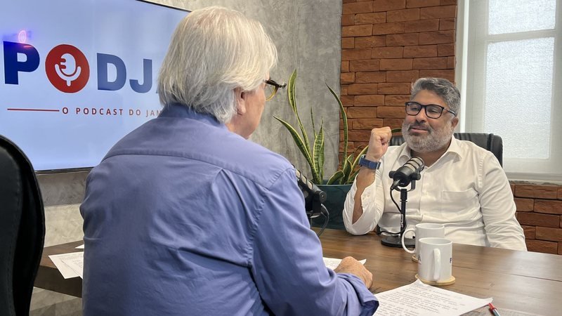 Rinaldo Júnior projeta disputa entre João Campos e Raquel Lyra como prévia do futuro nacional