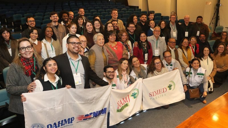 Simepe participa de Congresso Acadêmico Sindical e Jornada Científica da FMB