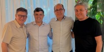Mano Medeiros anuncia apoio a Eduardo da Fonte, no Senado