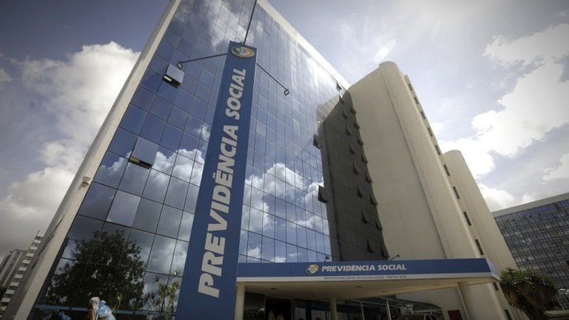 Fila do INSS cai 55% em PE e tempo de espera por perícia chega a 26 dias