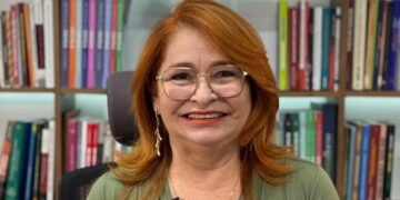 Ivete Caetano recebe Título de Cidadã Recifense; conheça a trajetória da professora
