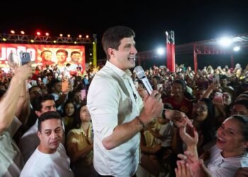 João Campos reúne lideranças e consolida apoio em Araripina