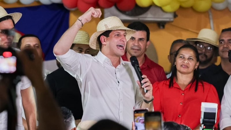 João Campos promete 4 novos hospitais para Pernambuco