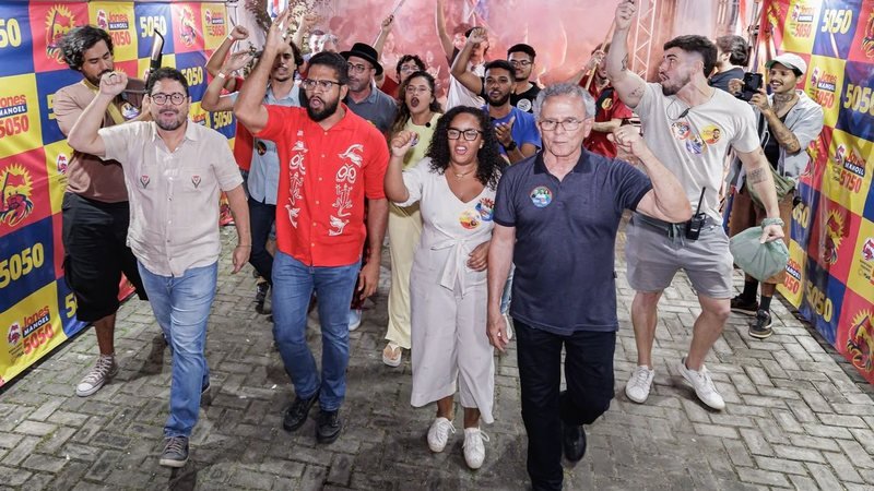 Jones Manoel recebe apoio de lideranças da esquerda para disputa à Câmara