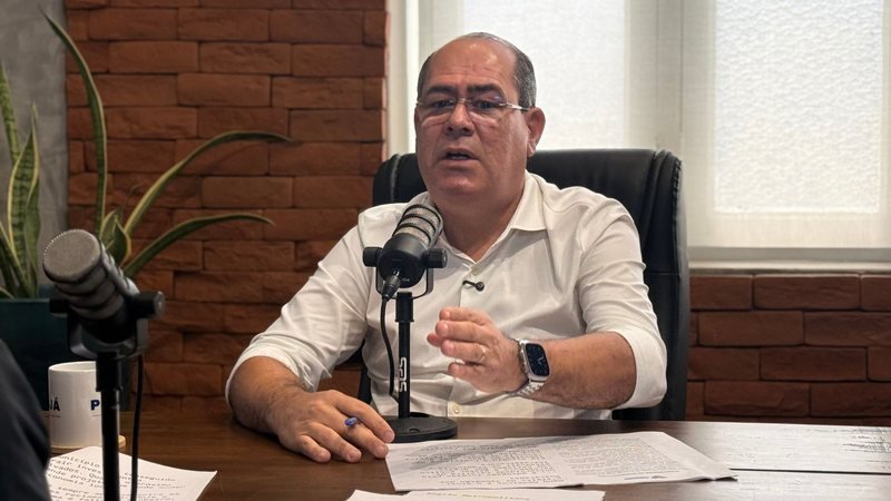 Mano Medeiros afirma que ataques pessoais aumentaram após reeleição: “ganhei destaque político”
