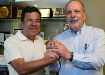 Armando Monteiro reúne empresários e declara apoio a Mendonça Filho ao Senado