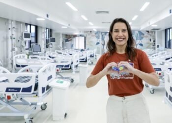 Raquel Lyra visita obras de ampliação dos hospitais Otávio de Freitas e Barão de Lucena