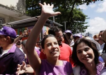 Com discurso sobre pluralidade, convenção do PSD oficializa Raquel Lyra como candidata à reeleição