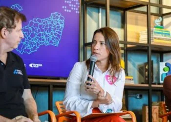 Raquel Lyra defende conquistas de sua gestão e promete fazer mais em sabatina no Porto Digital