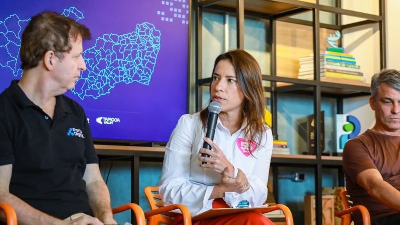Raquel Lyra defende conquistas de sua gestão e promete fazer mais em sabatina no Porto Digital