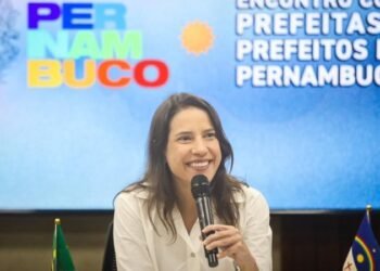 Datafolha aponta 50% de avaliação positiva e aprovação de 66% ao governo Raquel Lyra