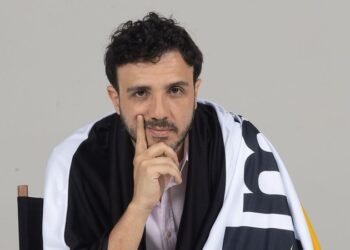 Renan Santos defende fim da Justiça do Trabalho e critica escala 6×1