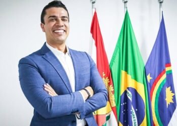 Rodrigo Pinheiro anuncia gratuidade de ônibus aos domingos em Caruaru