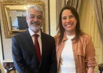 Humberto Costa explica postura sem ataques a Raquel Lyra durante eleição