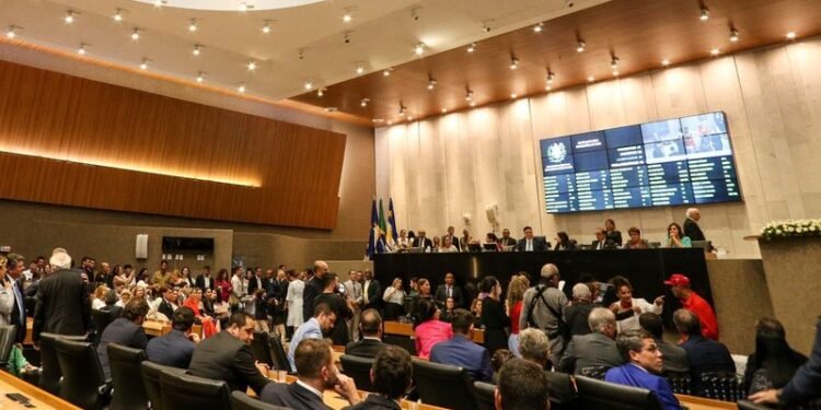 Alepe aprova LDO de 2027 com previsão de R$ 57,4 bilhões em receita