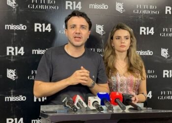 No Recife, Renan Santos critica João Campos e ironiza avanço de Augusto Cury nas pesquisas