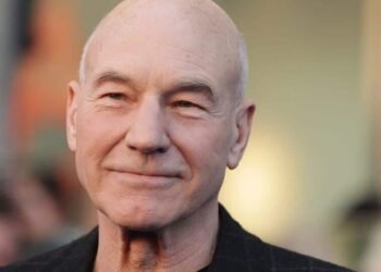 Patrick Stewart, astro de “Star Trek” e “X-Men”, morre aos 86 anos