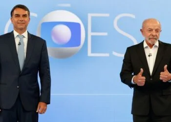 Brasileiros sonharam mais com vitória de Lula ou Flávio Bolsonaro?