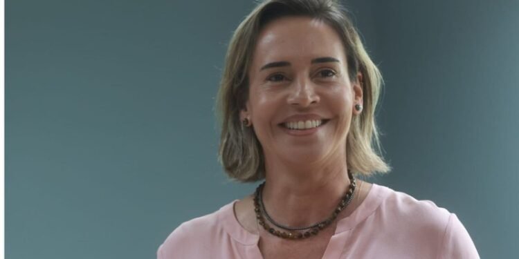 Ex vice-prefeita do Recife, Isabella de Roldão anuncia saída da política