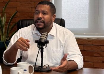 Vini Castello projeta atuação na Alepe, critica gestão de Mirella e não descarta disputa em Olinda em 2028